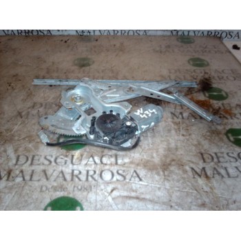 ELEVALUNAS TRASERO DERECHO 