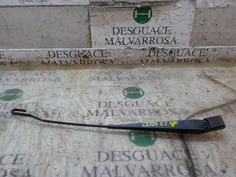 Recambio de brazo limpia delantero izquierdo para ford transit mod. 2000 combi 2.4 tde cat referencia OEM IAM   