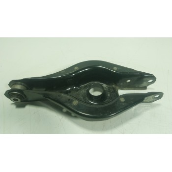 BRAZO SUSPENSION INFERIOR TRASERO IZQUIERDO 33326886448 688644805 