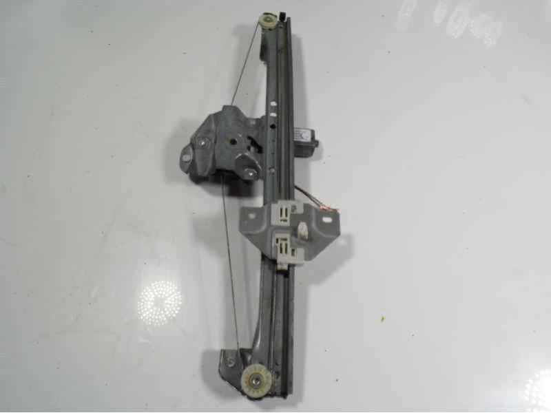 Recambio de elevalunas delantero derecho para dacia lodgy 1.5 dci diesel fap cat referencia OEM IAM 807209071R 128001471B 128001