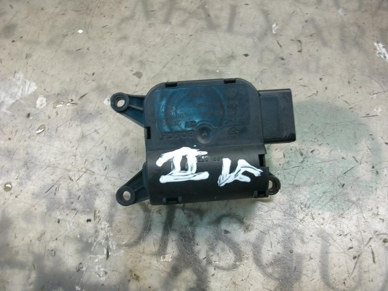 Recambio de motor apertura trampillas climatizador para seat ibiza (6l1) sport referencia OEM IAM   