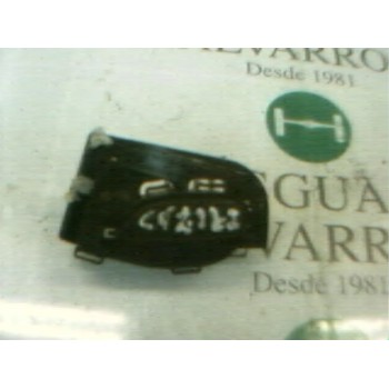 MANETA INTERIOR DELANTERA DERECHA 