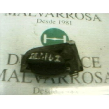 MANETA INTERIOR DELANTERA IZQUIERDA 