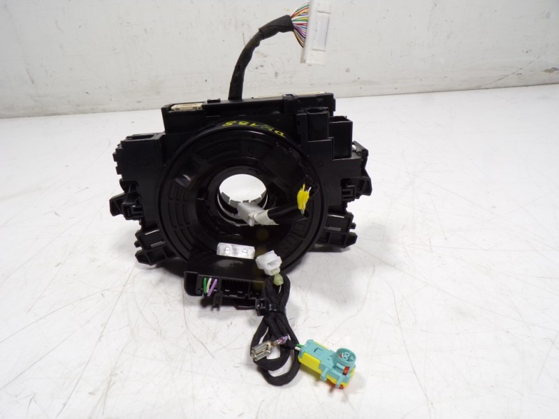 Recambio de anillo airbag para toyota yaris cross 1.5 vvti 16 v 55 kw referencia OEM IAM 8430802080 75N356 
