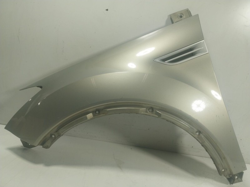 Recambio de aleta delantera izquierda para ford kuga i 2.0 tdci referencia OEM IAM 1633115  