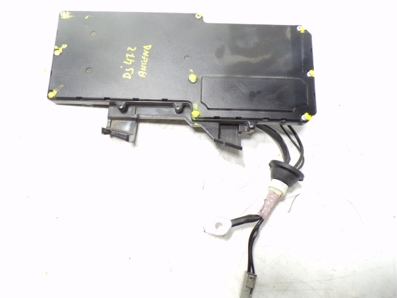 Recambio de antena para infiniti q30 1.6 16v cat referencia OEM IAM 282005DB0A  