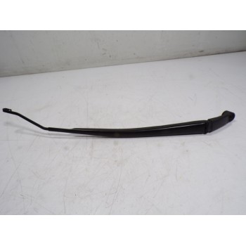 BRAZO LIMPIA DELANTERO DERECHO 852110D290 