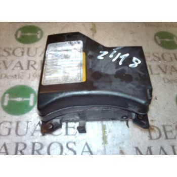 CAJA RELES / FUSIBLES 