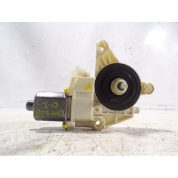 MOTOR ELEVALUNAS DELANTERO IZQUIERDO A2048200142 A2048200142 971219100