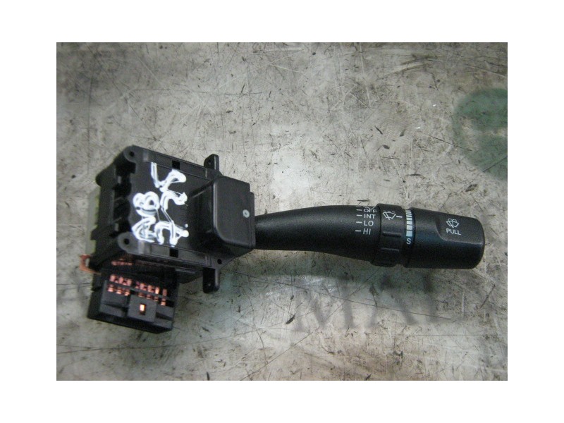 Recambio de mando limpia para kia cerato 2.0 ex crdi berlina (4-ptas.) referencia OEM IAM   