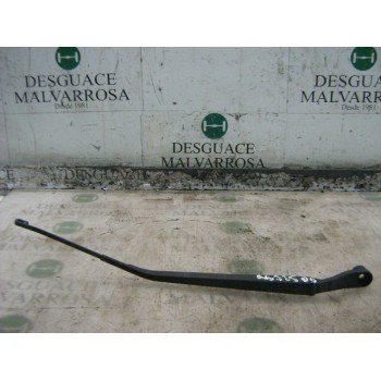 BRAZO LIMPIA DELANTERO DERECHO 