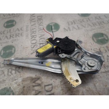 ELEVALUNAS TRASERO DERECHO 827203VV0A 