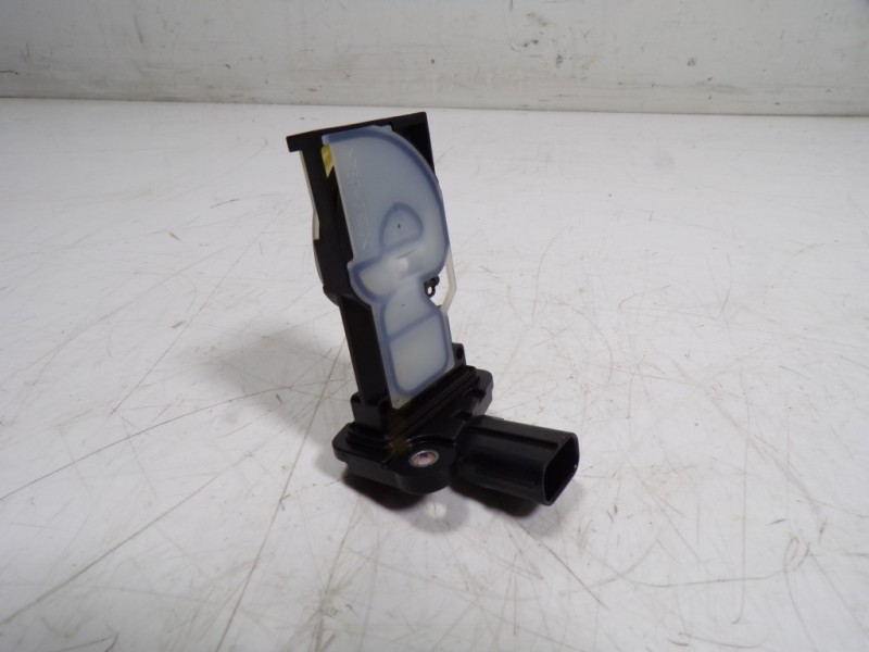 Recambio de caudalimetro para toyota yaris cross 1.5 vvti 16 v 55 kw referencia OEM IAM 22204F2010 22204F2010 