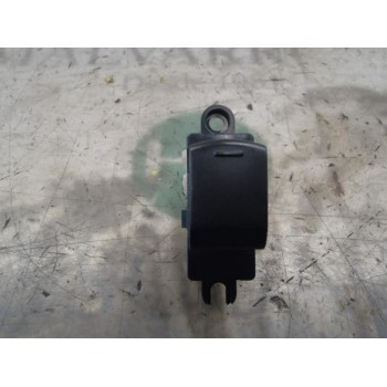 MANDO ELEVALUNAS TRASERO DERECHO 254111FA0A 