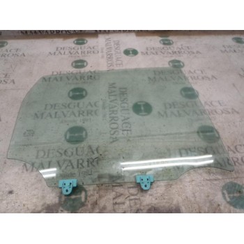 CRISTAL PUERTA TRASERO DERECHO 823003VV0A 