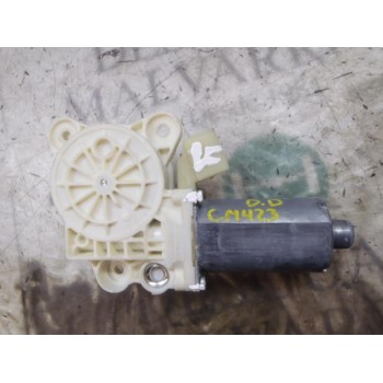 MOTOR ELEVALUNAS DELANTERO DERECHO A2118203042 A2118203042 