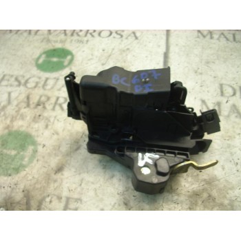 CERRADURA PUERTA DELANTERA IZQUIERDA 