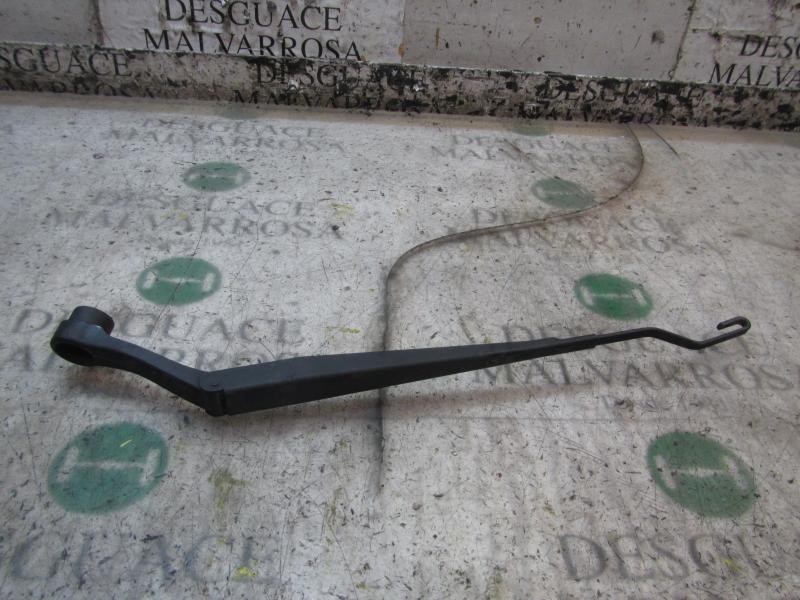 Recambio de brazo limpia delantero derecho para ssangyong kyron 200 xdi limited referencia OEM IAM   