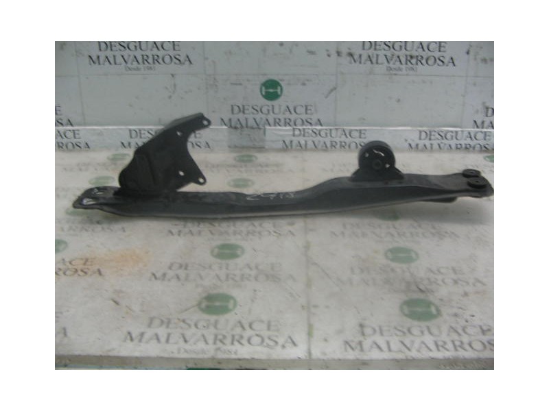 Recambio de travesaño inferior para volvo s40 berlina 2.0 t referencia OEM IAM   