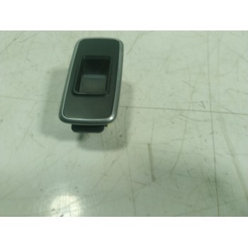 MANDO ELEVALUNAS TRASERO DERECHO T2H3235 GX7314717AC 