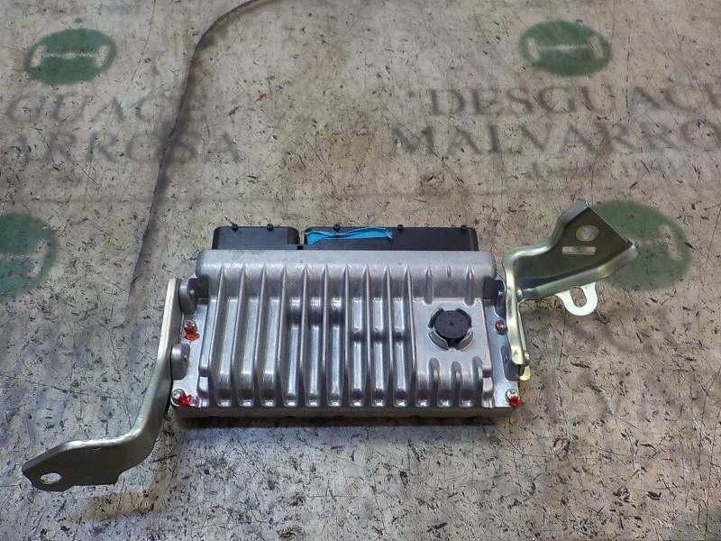 Recambio de centralita motor uce para toyota auris hybrid business referencia OEM IAM 896610ZU60 896610ZU60 MB2756009480