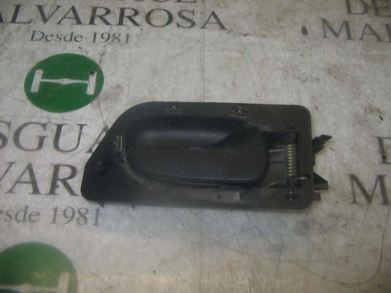 Recambio de maneta interior delantera derecha para renault laguna (b56) 2.2 d rt (b56f/g) referencia OEM IAM   