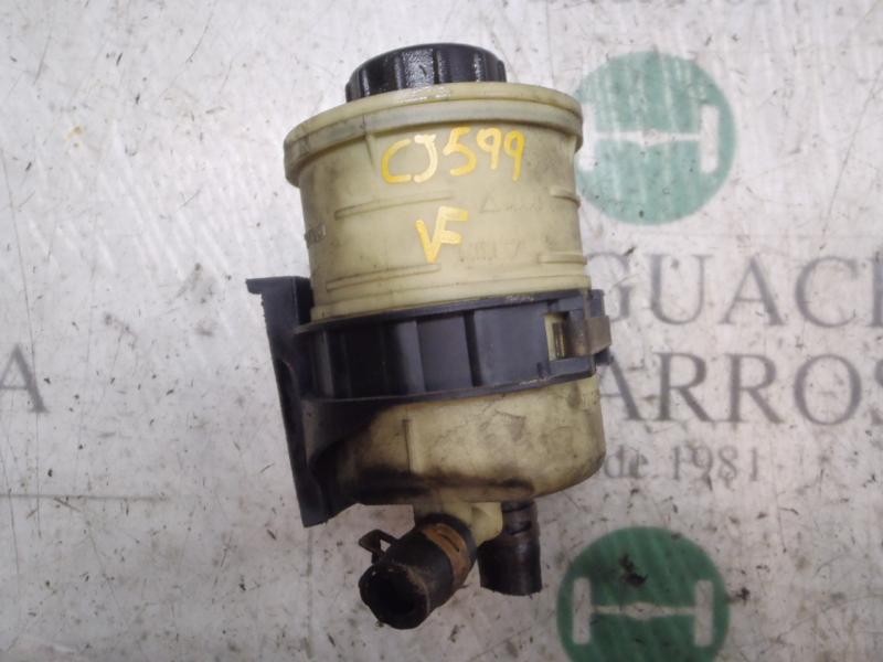 Recambio de deposito servo para opel vivaro combi 2.7t corto referencia OEM IAM   