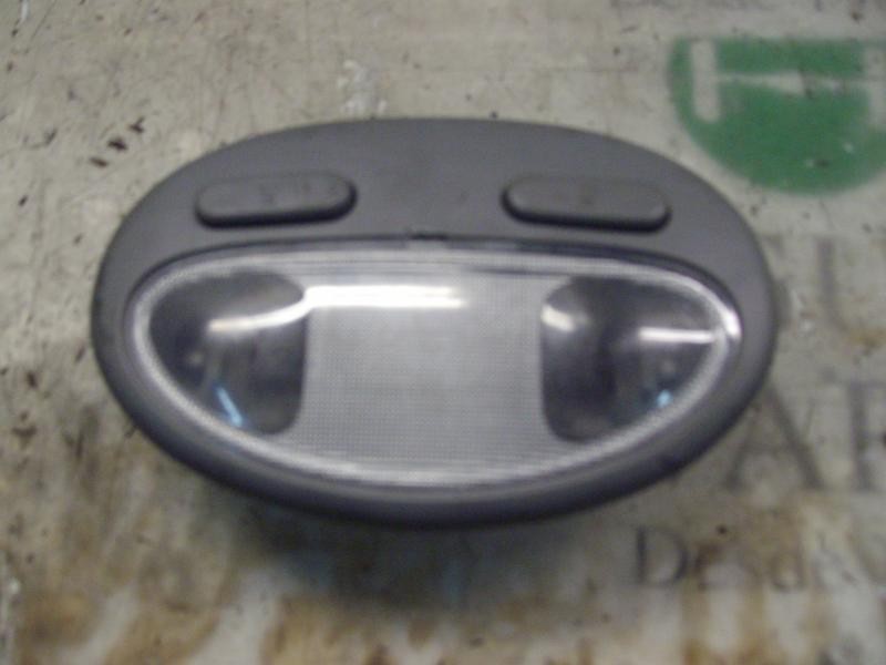 Recambio de piloto interior para chevrolet lacetti cdx referencia OEM IAM   