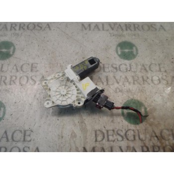 MOTOR ELEVALUNAS TRASERO DERECHO 