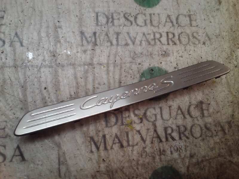 Recambio de moldura para porsche cayenne (typ 9pa) 3.2 v6 cat referencia OEM IAM   