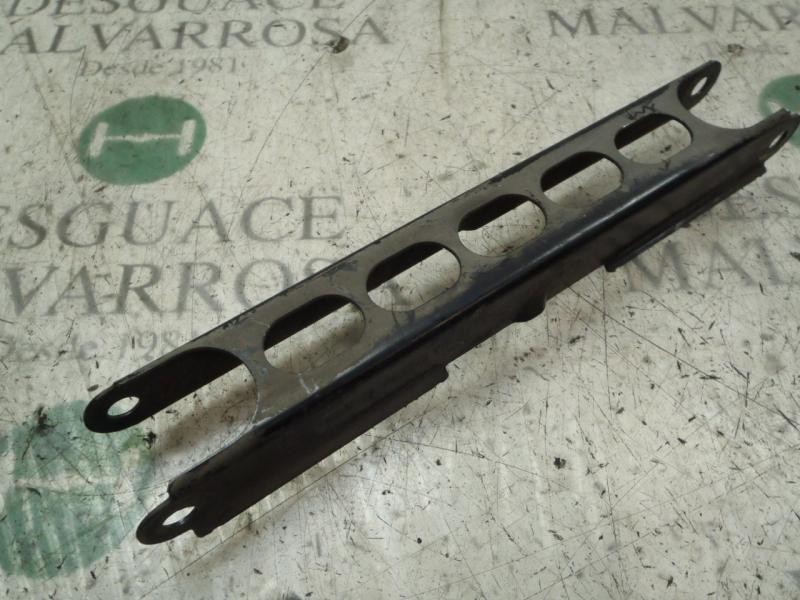 Recambio de brazo suspension inferior trasero izquierdo para bmw serie 1 berlina (e81/e87) 120d referencia OEM IAM 33322406291  