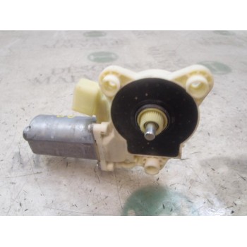 MOTOR ELEVALUNAS DELANTERO IZQUIERDO A2118202942 A2118202942 