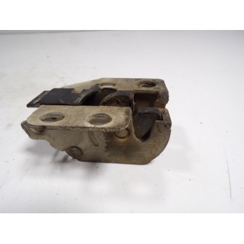 CERRADURA PUERTA TRASERA IZQUIERDA A9067400035 