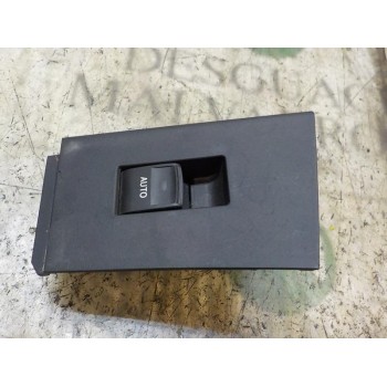 MANDO ELEVALUNAS TRASERO DERECHO 8481002140 