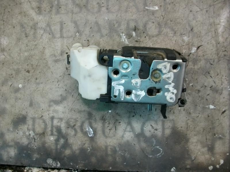 Recambio de cerradura puerta delantera derecha para fiat punto berlina (188) 1.9 d (i) referencia OEM IAM   