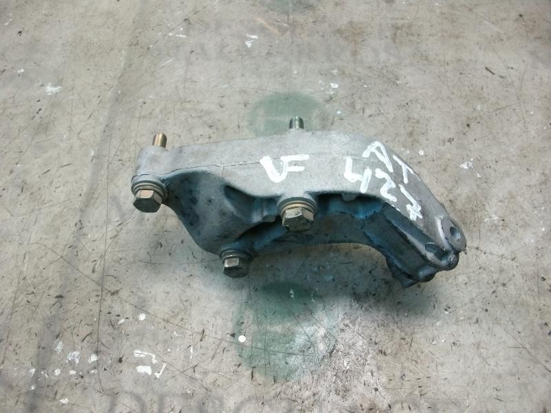 Recambio de soporte cambio para fiat punto berl. (176) 1.2 cat referencia OEM IAM   
