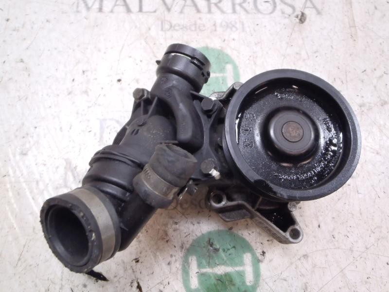 Recambio de bomba agua para bmw serie 1 berlina (e81/e87) 120d referencia OEM IAM 11517790471  
