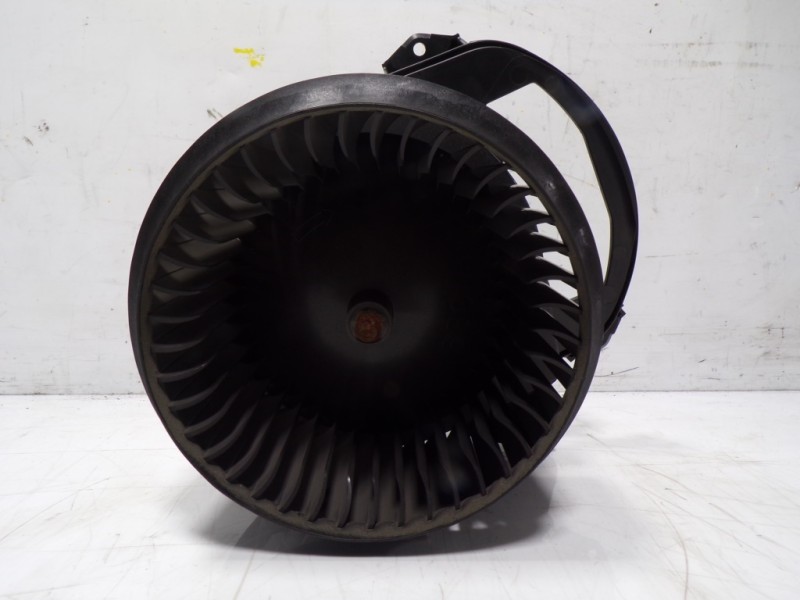 Recambio de motor calefaccion para infiniti q30 1.6 16v cat referencia OEM IAM 271205DF0B A2469061601 