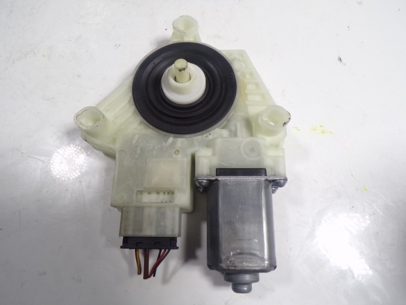 Recambio de motor elevalunas trasero derecho para skoda fabia 1.0 mpi referencia OEM IAM 6V0959812A 6V0959812A 1700100277