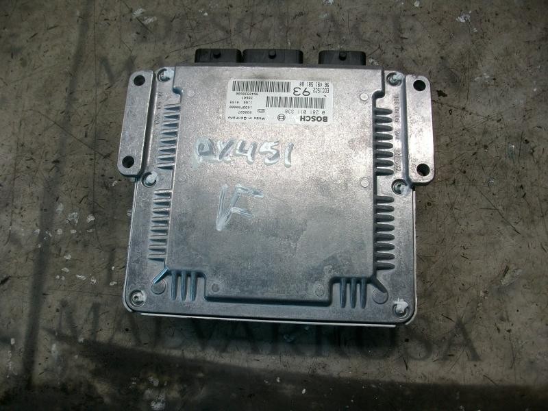 Recambio de centralita motor uce para peugeot 406 berlina (s1/s2) stdt referencia OEM IAM   