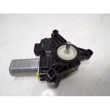 MOTOR ELEVALUNAS TRASERO IZQUIERDO 827315DM0A A2469063100 