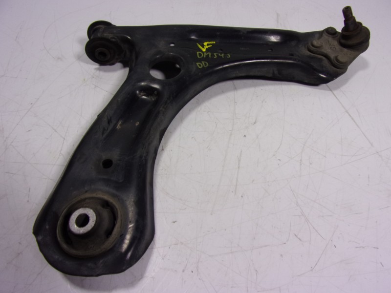 Recambio de brazo suspension inferior delantero derecho para volkswagen polo (6c1) 1.2 tsi referencia OEM IAM 6R0407152F  