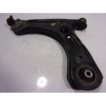 BRAZO SUSPENSION INFERIOR DELANTERO IZQUIERDO 6R0407151F 