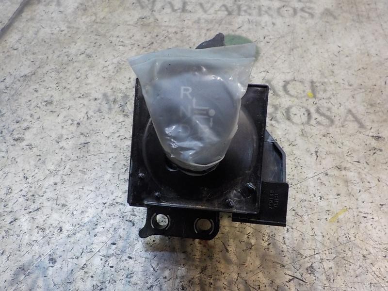Recambio de palanca cambio para toyota auris hybrid business referencia OEM IAM 3355012J20  