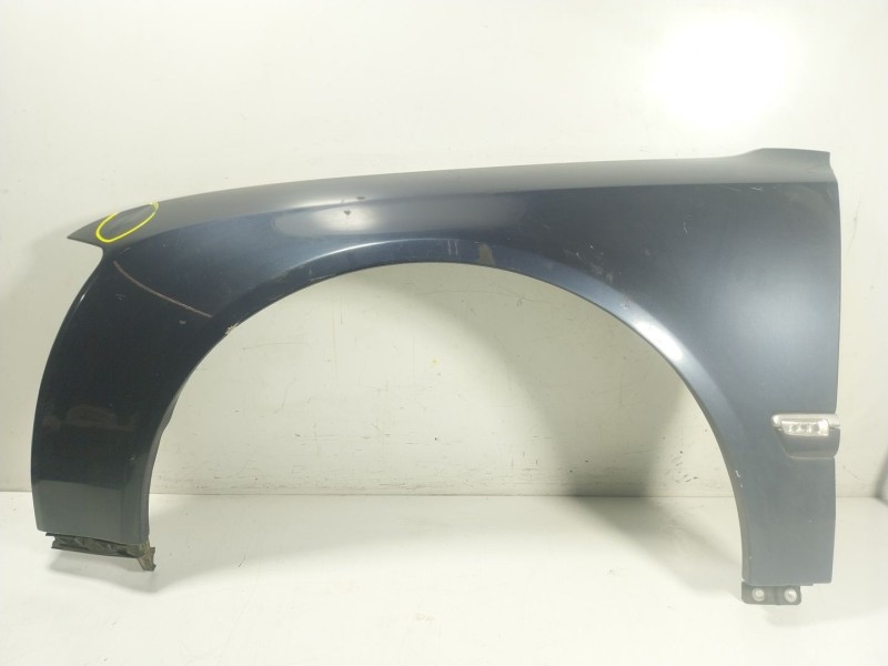 Recambio de aleta delantera izquierda para audi a8 (4e2) 4.2 quattro referencia OEM IAM 4E0821105K  