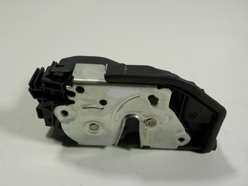 Recambio de cerradura puerta trasera izquierda para bmw x3 (f25) 2.0 turbodiesel referencia OEM IAM 51227276673 7318413 