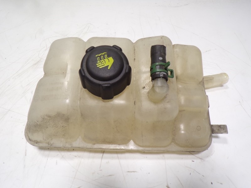 Recambio de deposito expansion para renault talisman 1.5 dci diesel fap energy referencia OEM IAM 217102781R 217104048R 