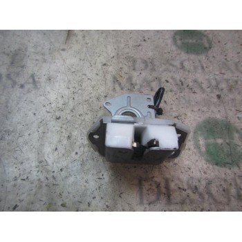 CERRADURA MALETERO / PORTON 8251063J00 