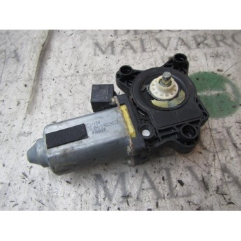 MOTOR ELEVALUNAS DELANTERO DERECHO A2208204642 19029632 19029632
