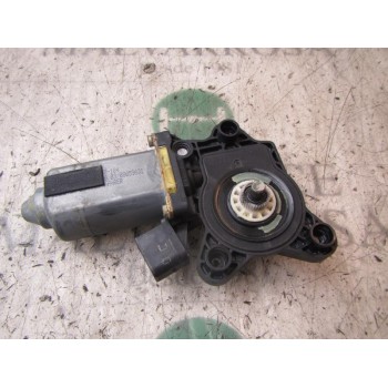 MOTOR ELEVALUNAS DELANTERO IZQUIERDO A2208204542 08059631 08059631